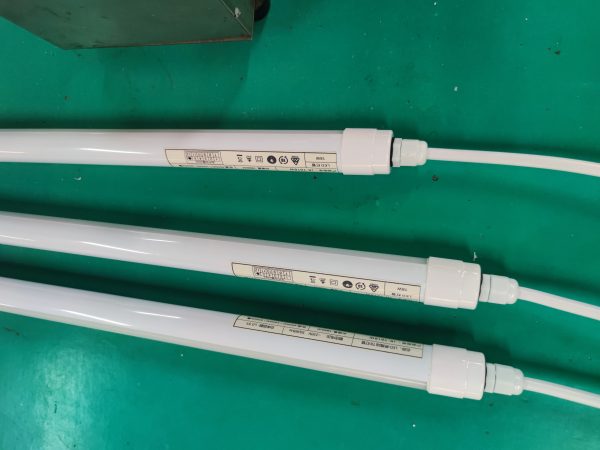 防水灯管HCD-T0825W-2P02